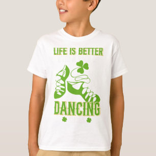 Camiseta Dança Irlandesa Com Um Par De Sapatos Dança A Tapa