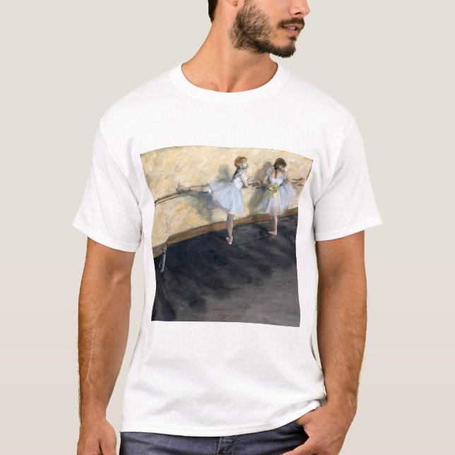 Camiseta Dançarinos Praticando no Barre, Edgar Degas (Frente)