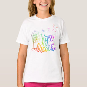 Camiseta Dandelion colorido soprando ao vento 