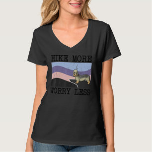 Camiseta Dandie Dinmont Terrier Hike Mais Preocupada Menos