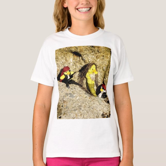 Camiseta Danni, a Mermaid T-Shirt (Frente)