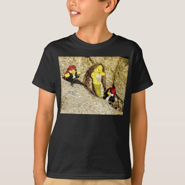 Camiseta Danni a Sereia com Piratas (Frente)
