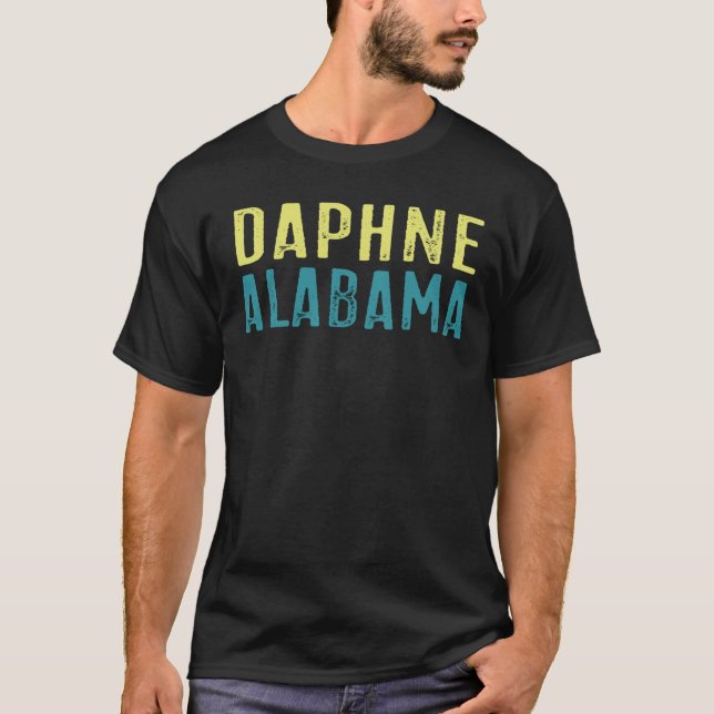 Camiseta Daphne Alabama - Costa do Pacífico Empilhada (Frente)