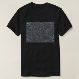 Camiseta Darkworld, por Brian Benson.