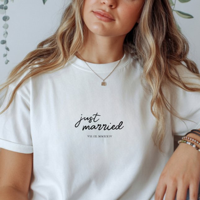 Camiseta Data de casamento com numeral romano 'Recém-casado (Criador carregado)