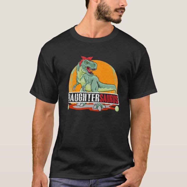 Camiseta DAUGHTERSAURUS T Rex Dinossaur Filha Saurus Birt (Frente)