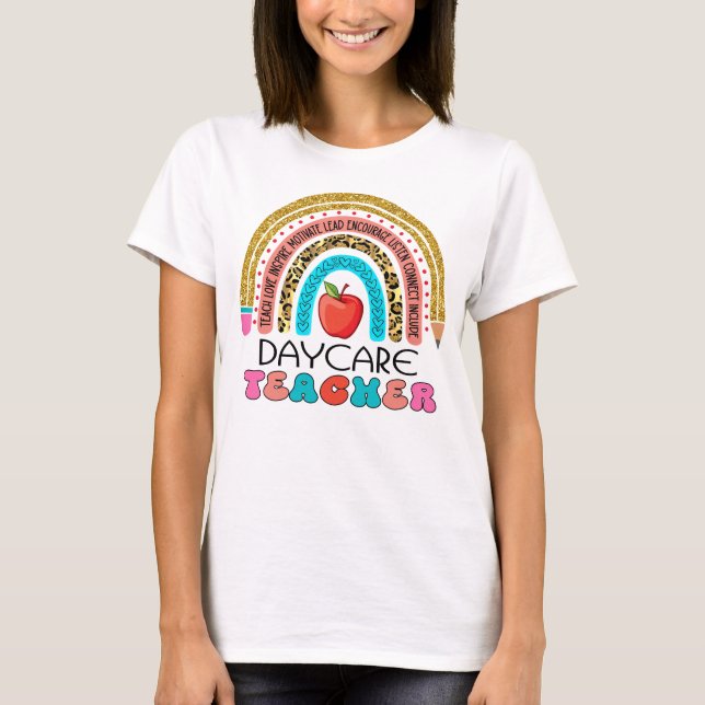 Camiseta Daycare Teacher Pencil Rainbow Gift (Frente)