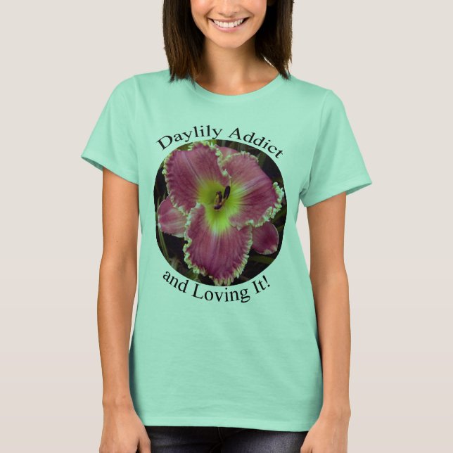 Camiseta Daylily Addict e Adorando com Rosa (Frente)