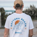 CAMISETA DAYTONA BEACH FLORIDA SUMMER WAVES VACAÇÃO<br><div class="desc">DAYTONA BEACH FLORIDA SUMMMER WAVES VACATION - Esta design Daytona Beach design com um pôr do sol, gaivotas e ondas terminadas na linha para lembrar uma pausa de primavera ou férias de inverno na Flórida. Esta árvore também faz uma ideia de presente de excelente para aqueles que amam Daytona Beach...</div>