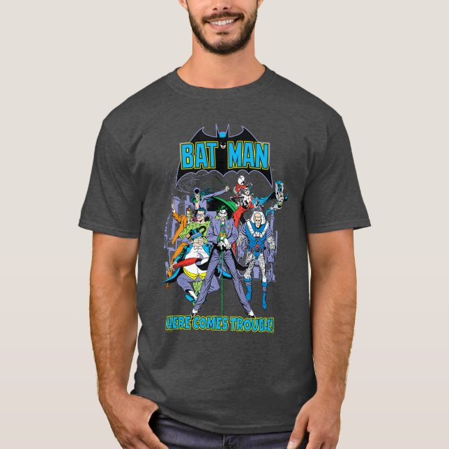 Camiseta DC Comics Batman Aqui Vem o Time Vilão (Frente)