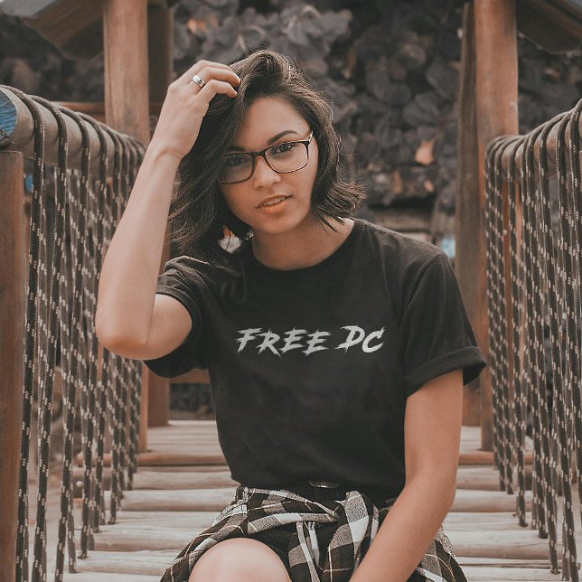 Camiseta DC Livre DC DC (Criador carregado)