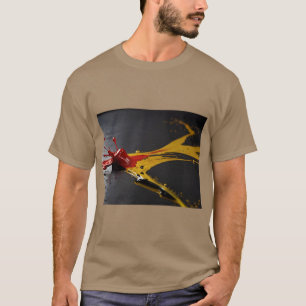 Camiseta de Arte com respingos de tinta criativa