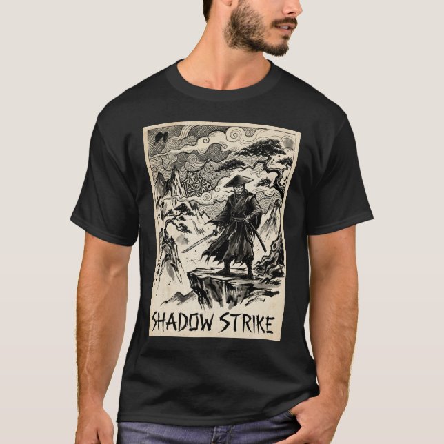 Camiseta de Arte de Tinta Samurai Shadow Strike (Frente)