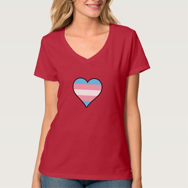 Camiseta de corações do orgulho transgênero (Frente)