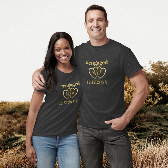 Camiseta de Data de Engajamento com Hashtag Person (Criador carregado)