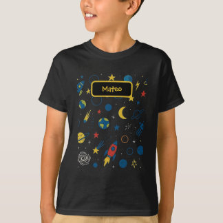 Camiseta de design de galáxia com foguete e estrel
