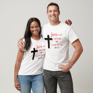 Camiseta de Escritura Cristã “Jesus Deve Aumentar”