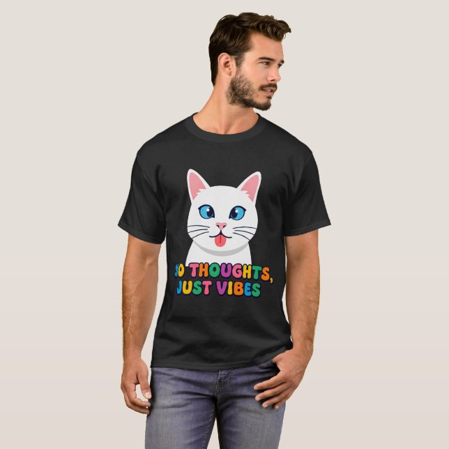 Camiseta de Gato Fofo e Divertido - Sem Pensamento (Frente Completa)