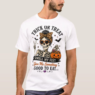 Camiseta de Halloween - Truque ou Trate, Cheire Me