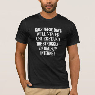 Camiseta de Humor Retro sobre a Luta da Internet D