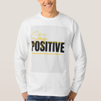 camiseta de manga comprida com design positivo