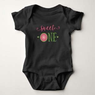Camiseta de roupa de aniversário de 1 ano Sweet On
