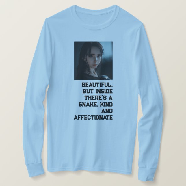 Camiseta de Suéter com Foto de Cobra Fofa e Divert (Frente do Design)
