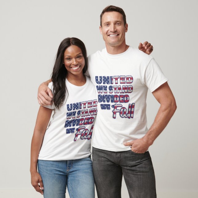 Camiseta de Tipografia United We Stand (Unissex)