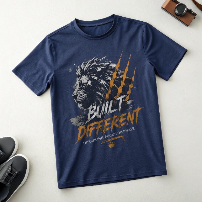 Camiseta de Treino Leão Built Different – Savage A (Criador carregado)