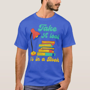 Camiseta Dê uma olhada em um livro2