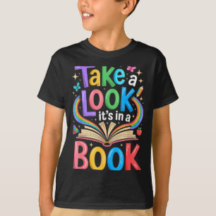 Camiseta Dê uma olhada em um livro de arte de arco-íris min