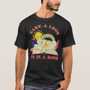 Camiseta Dê Uma Olhada Em Um Livro De Nuvens Arco-Íris