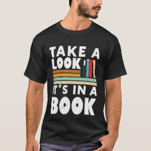 Camiseta Dê uma olhada, está em um livro lendo minhoca 8