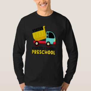 Camiseta De Volta à Escola Atualmente Cavando Meninos Pré-E