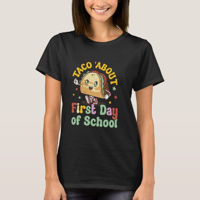 Camiseta De Volta à Escola professor infantil Feliz Primeir (Frente)