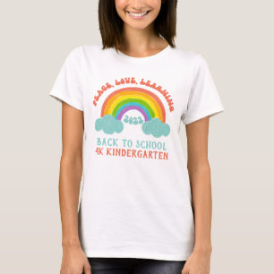 Camiseta De Volta À Escola Retro Rainbow Peace Love Learnin