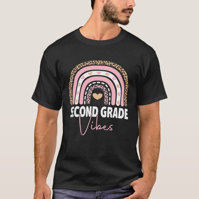 Camiseta De Volta À Escola Segundo Grau Vibes Rainbow Leopa (Frente)