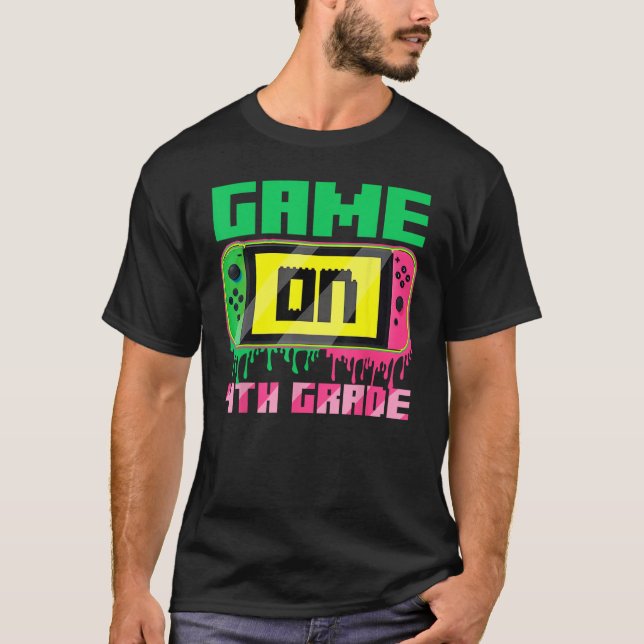 Camiseta De Volta Ao Jogo Da Escola No 4º Ano Do Vídeo Game (Frente)