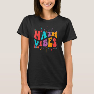 Camiseta De Volta às Aulas, Vibrações de Matemática, Design
