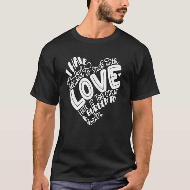 Camiseta Decidi Ficar Com o Amor Ódio É Massa Demais (Frente)