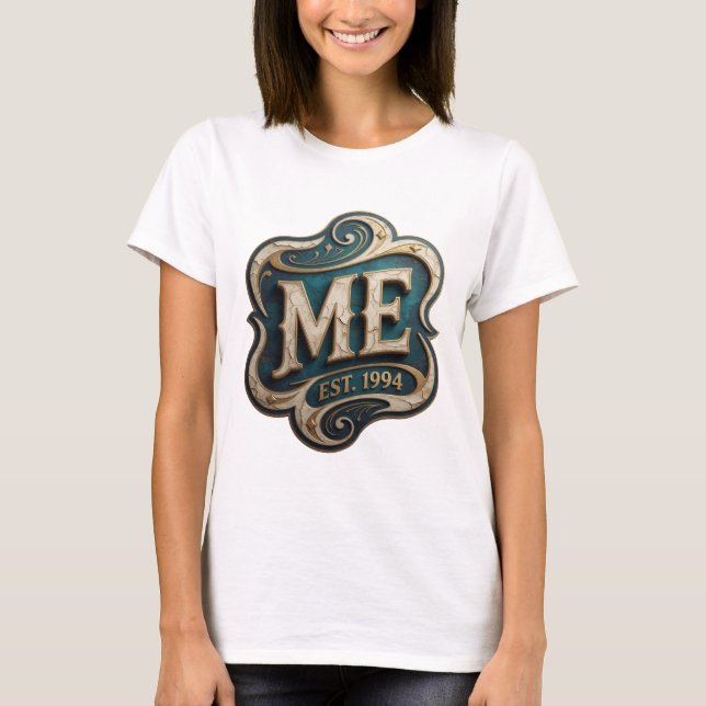 Camiseta Declaração Gold ME EST 1994 Design de Texto (Frente)