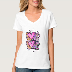 Camiseta Decorativa 'Amor' – Estilosa e de Coração