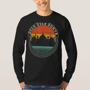 Camiseta Deen Sobre a Mesquita Muçulmana de Dunya Rezando a