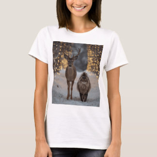 Camiseta Deer & Fluffy Cat in a Snowy Christmas Forest
