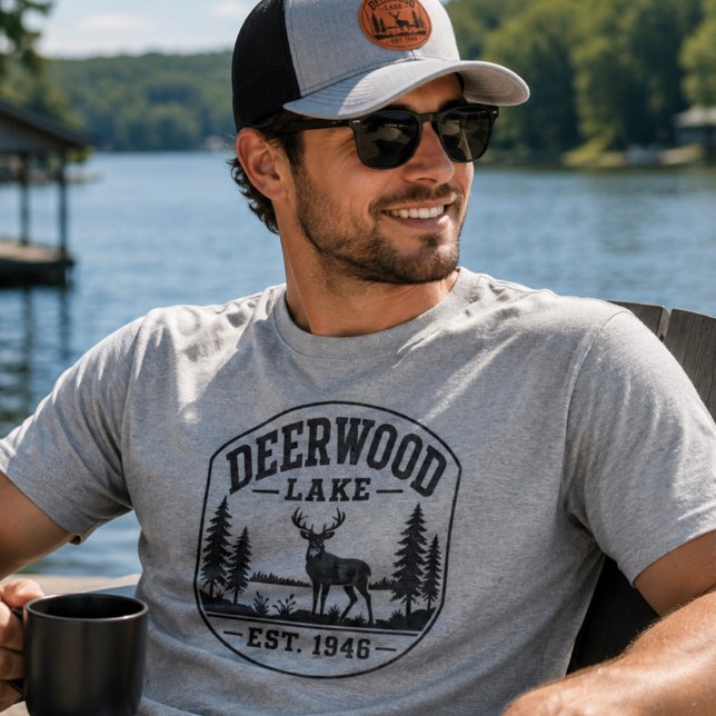 Camiseta Deerwood 1946 (Criador carregado)