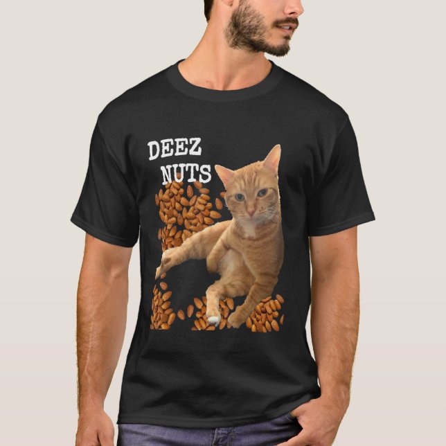 Camiseta Deez Loucos piada com Cat e amêndoas (Frente)