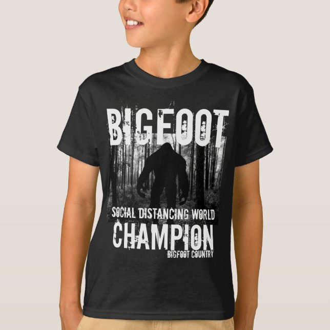 Camiseta Defensor de Distância Social Bigfoot (Frente)