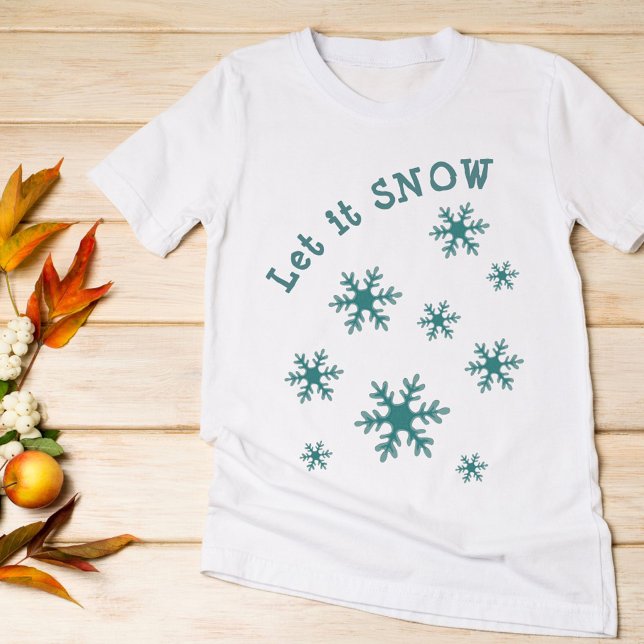 Camiseta Deixe-o nevar Blue Winter Snowflake Pattere (Criador carregado)