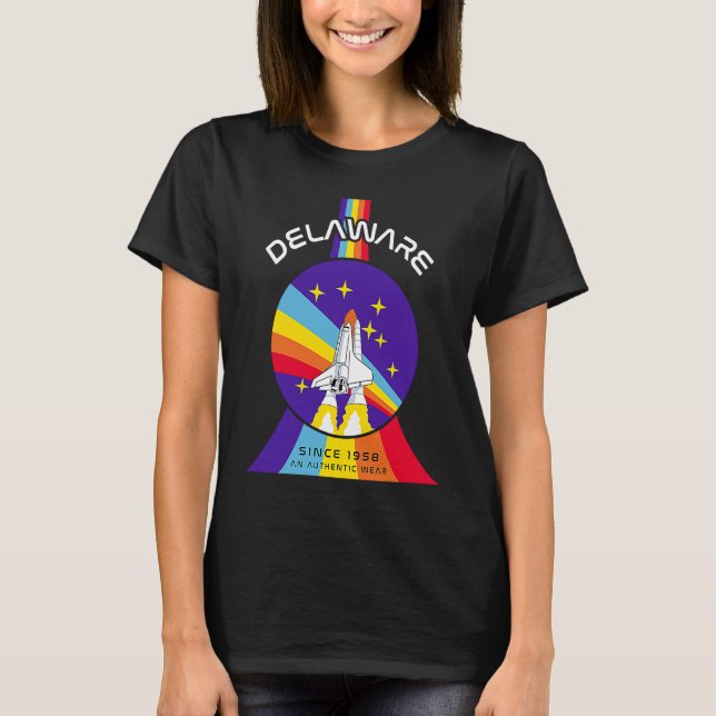 Camiseta Delaware Outer Space Astronaut (Frente)