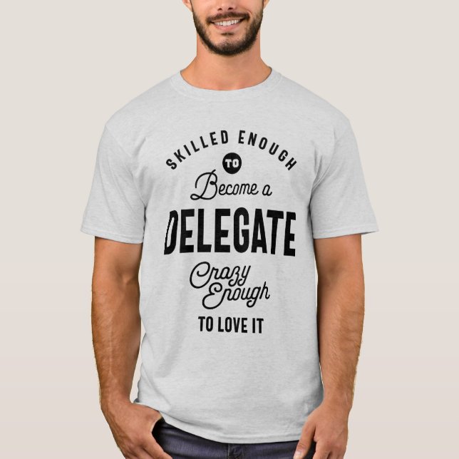 Camiseta Delegar Cargo Título Tee Gift Mens Womens (Frente)